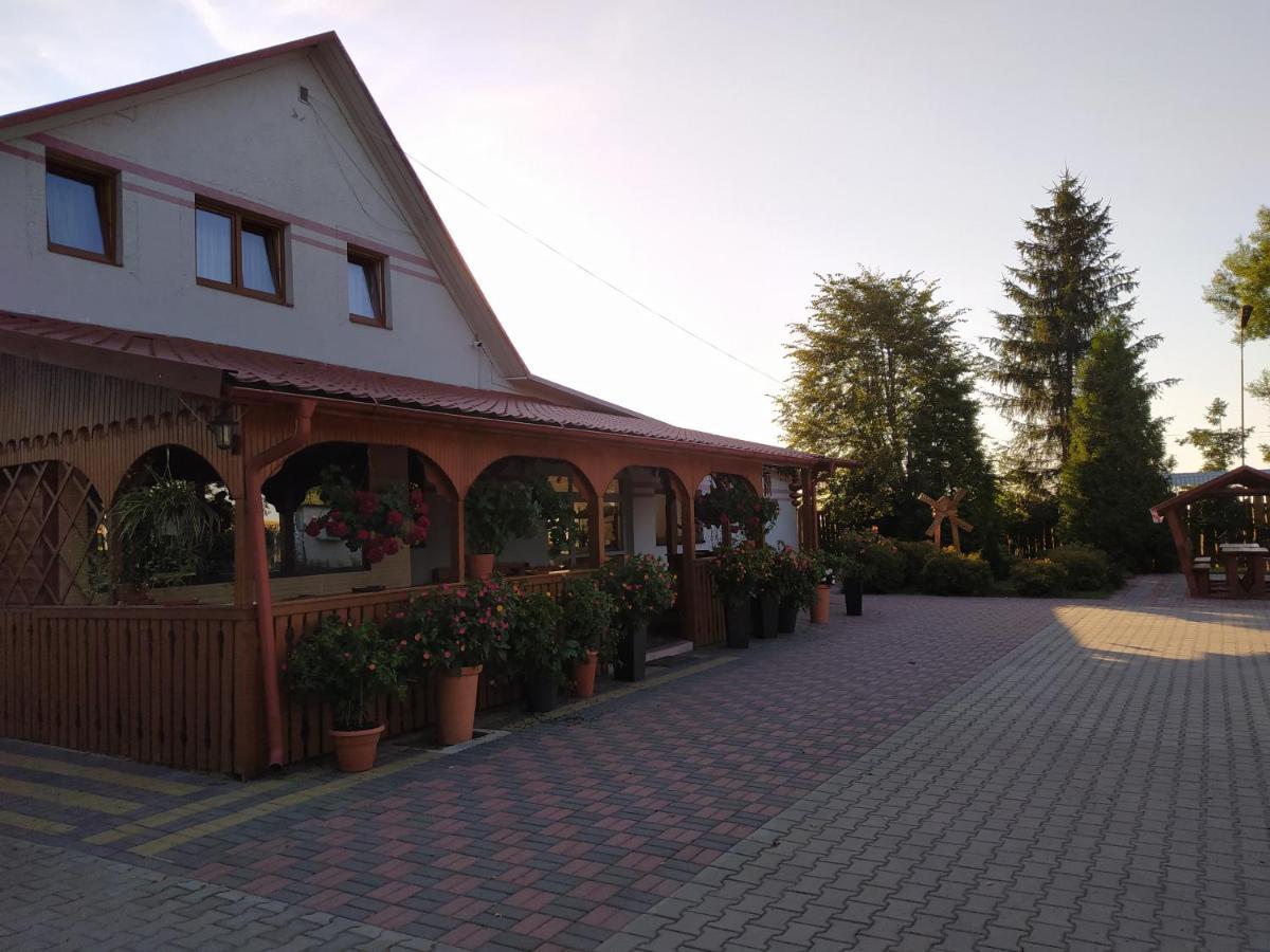 Zajazd Jawa Cieszanow Exterior photo